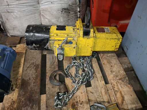   Yale Winch