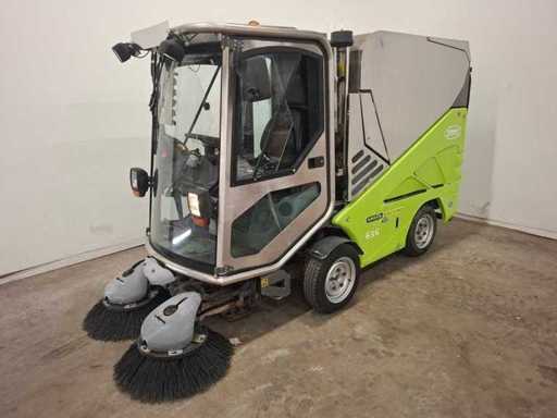 Maszyna Tennant Green Machines 636 Zamiatająca Ulice