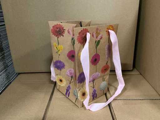 Floristry goods and packaging from bankruptcy packaging wholesale