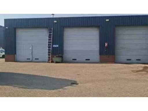 734ed350-ebea-4de5-83b0-e6c44f6d899e.mp4