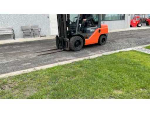 b6563a6c-2621-45b3-940b-21a18e1dbb80.mp4