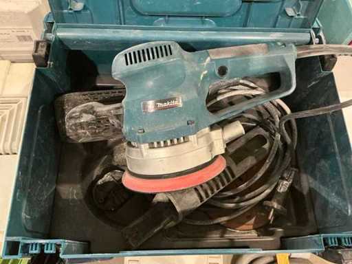 2021 Makita BO6030 Schleifmaschine