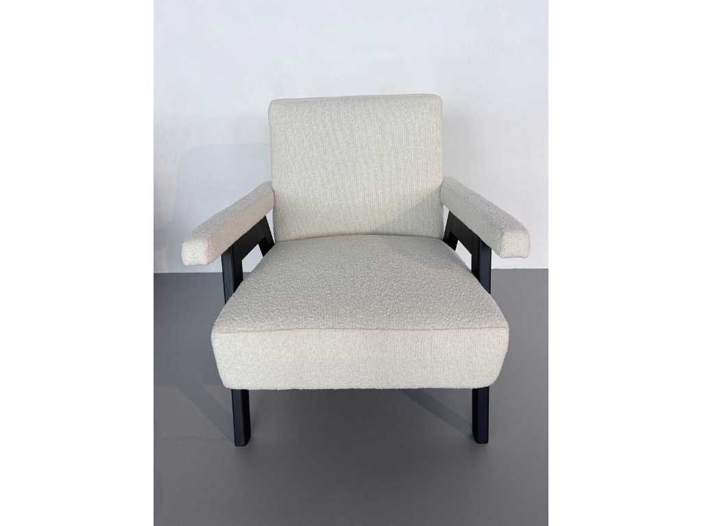 1x Design fauteuil Eggshell 2023 model 