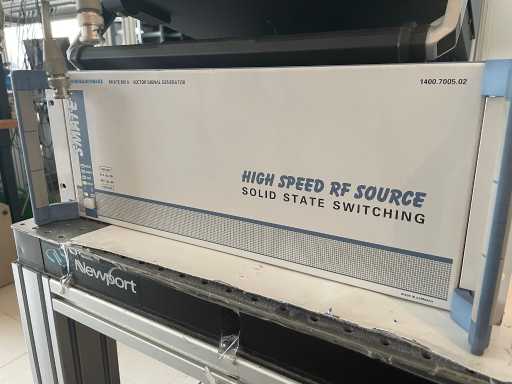 ROHDE & SCHWARZ - SMATE 200 A - Dual Signal Generator