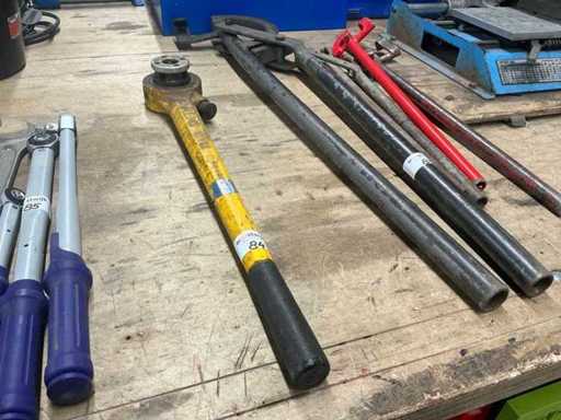 Rems Eva Fer à la main