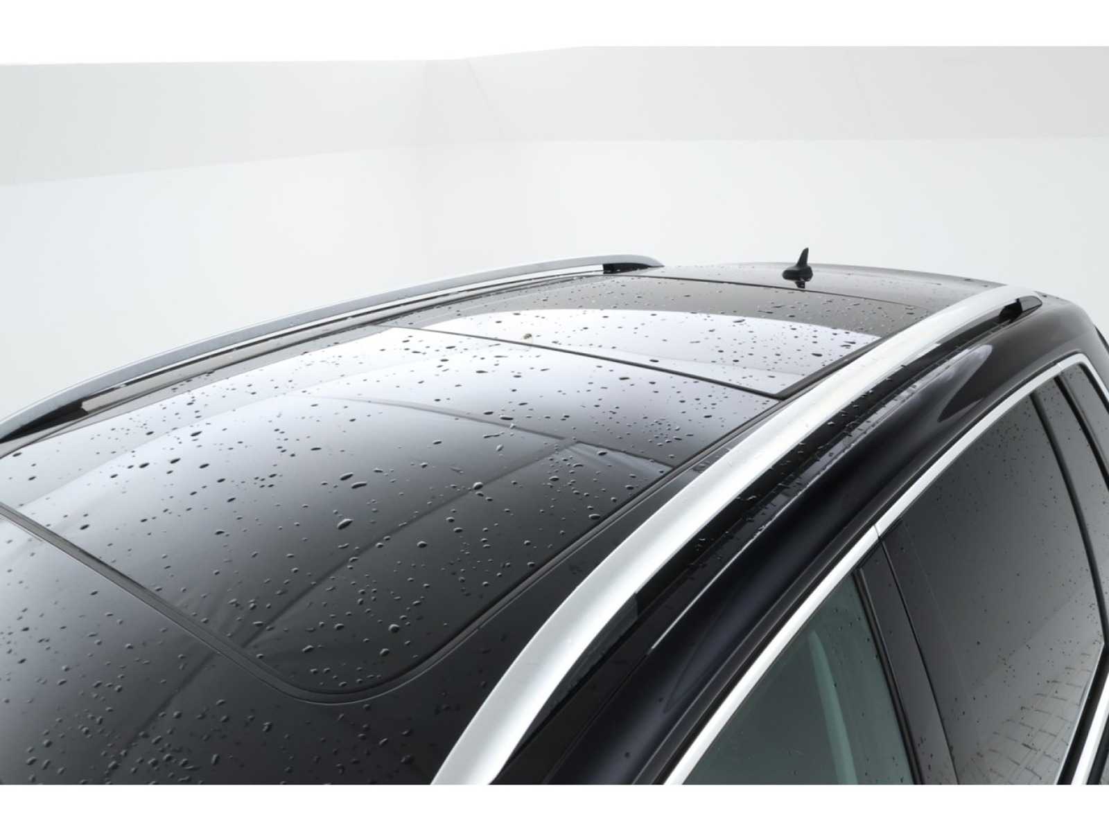 Volkswagen Golf Sportsvan Highline 1.4 TSI 126pk 2017, J-499-GP