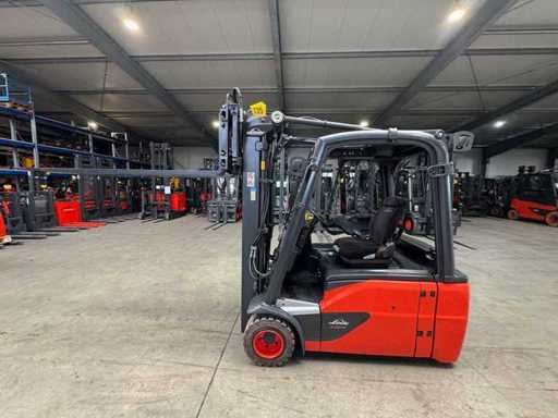 2019 Servicio + UVV 03/2027 Linde E20L 2.000kg Triplex 462cm 3.+4. Horquilla de ajuste de válvulas Carretilla elevadora eléctrica 5.435 horas