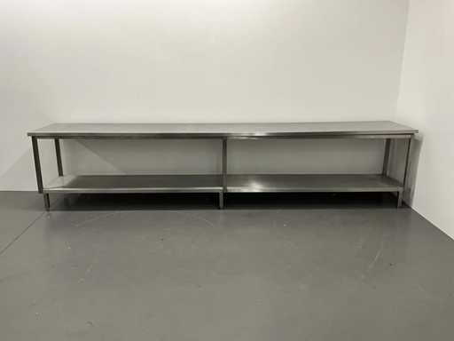 Stainless steel work table (420 cm)