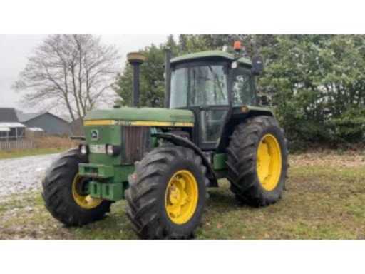 5bd18c72-9e4c-4512-bba1-12a592bed98c.mp4