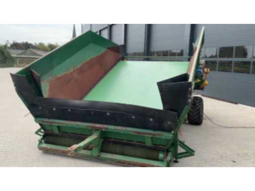 b1d145b0-4e2c-4037-979c-3bc174896e5a.mp4