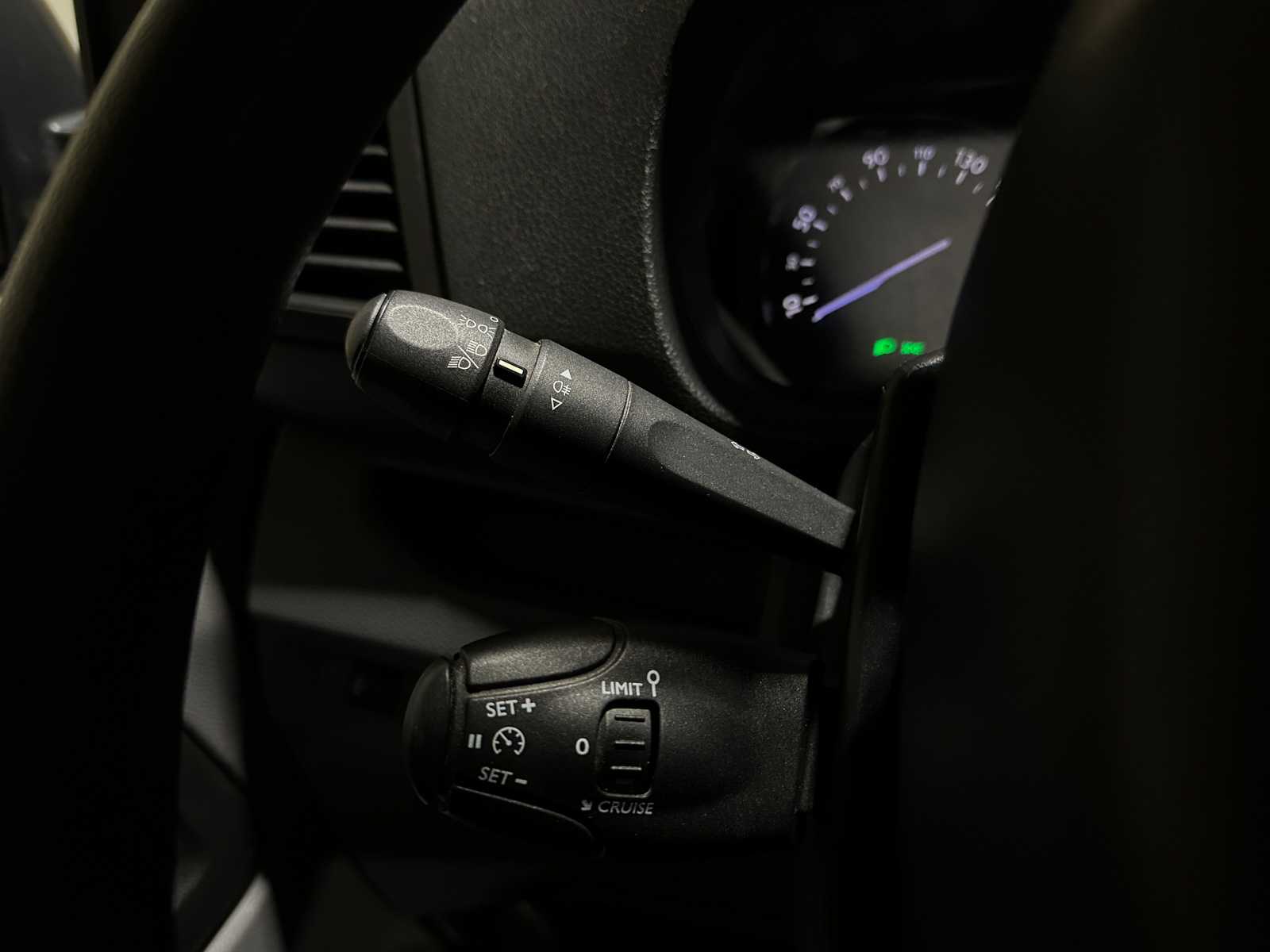 Peugeot Expert 231L 2.0 BlueHDI 120 Premium 122pk 2017 Bedrijfswagen, VRX-99-N