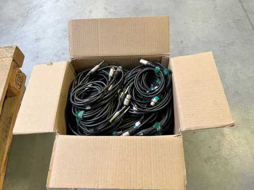 Über 30 XLR & Klinke / Kabel & Adapter