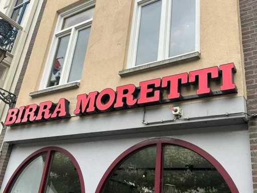 Birra Moretti Beleuchtung