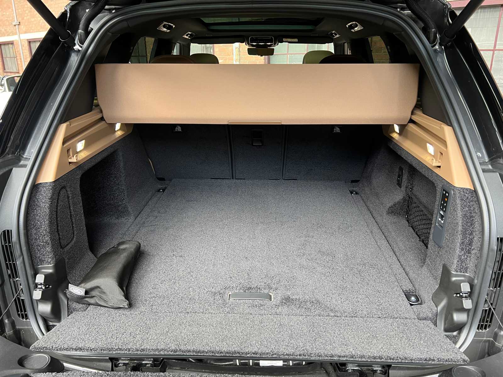 Land Rover Range Rover P460e HSE AWD 460pk 2025 -MY26- Plug-In Hybrid, HSF-72-F Fabrieksgarantie