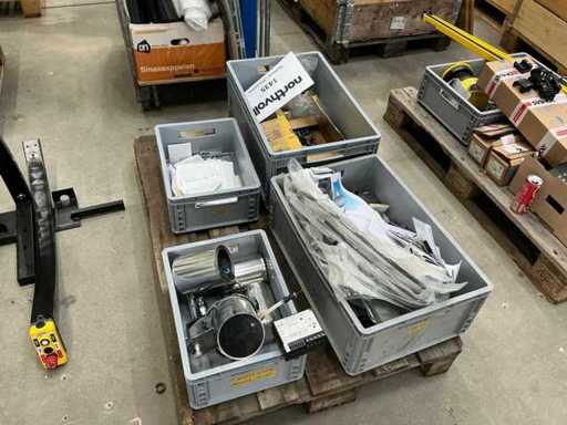 Various parts, chain and cable