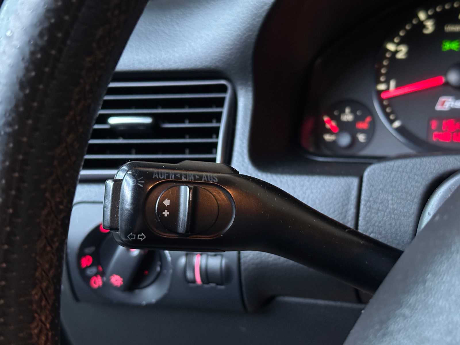 Audi RS6 Avant C5 4.2 V8 Quattro 450pk 2003, 72-NZ-TZ Youngtimer