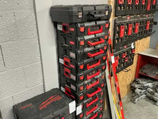 Milwaukee-Werkzeugkoffer (14x)