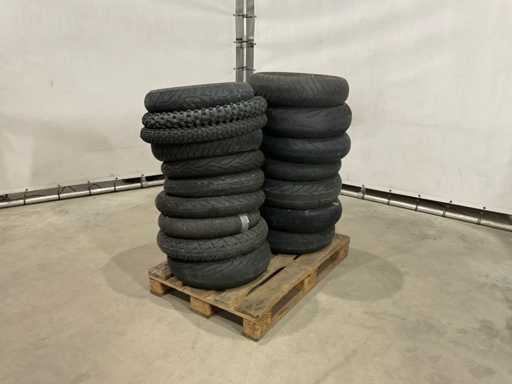 Lotto di pneumatici per motociclette