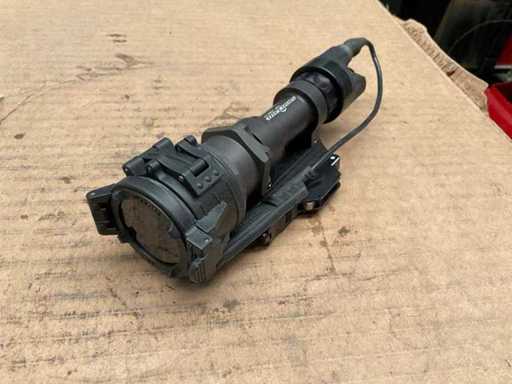 Surefire M952 Universal light system