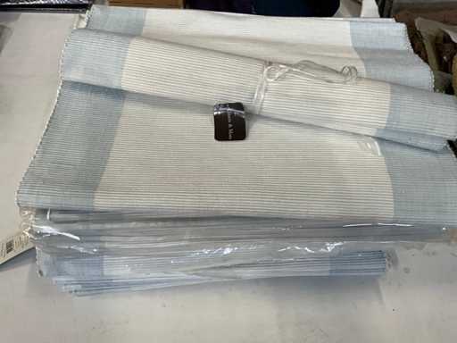 Linen & More Tafelloper 45 x 140 cm (28x)