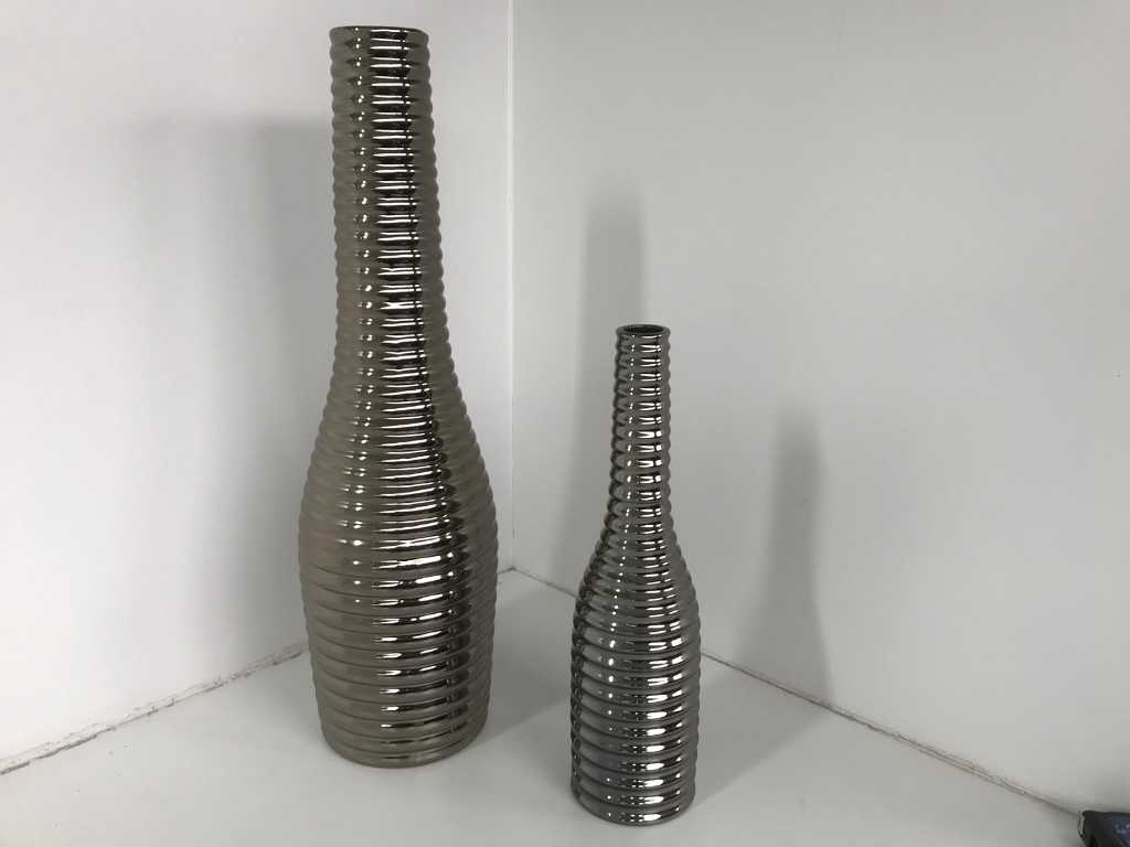Dekorative Vase (2x)