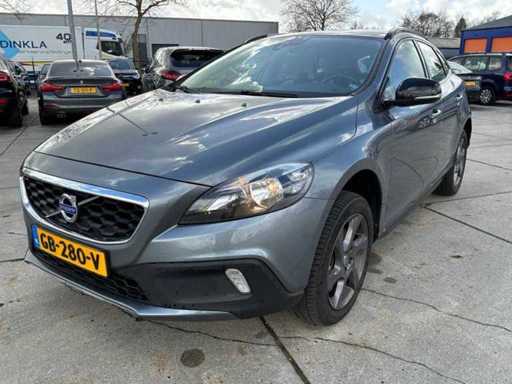 Volvo - 2015 - V40 Cross Country - T5 AWD