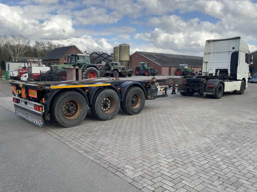2002 Broshuis JUCC-39/45EU Container Chassis Semi-trailer