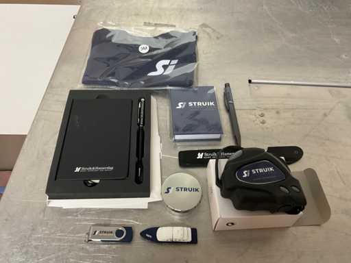 Lot de cadeaux promotionnels