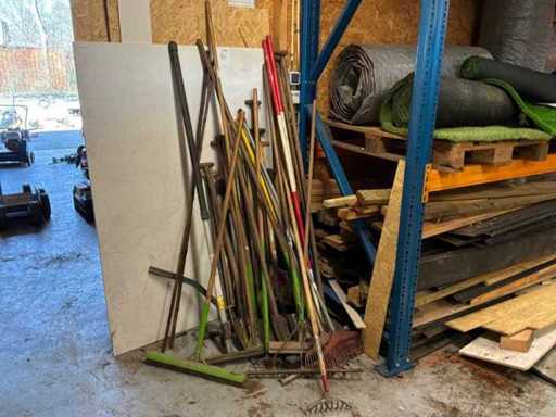 Lotto di utensili da giardino