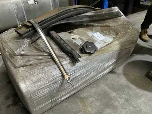 HOMME 480 litres Réservoir de carburant