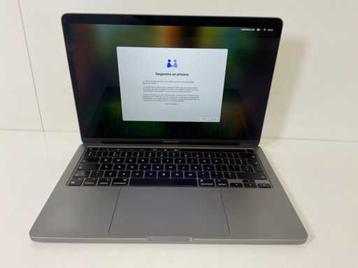 Apple MacBook Pro 13", Apple M1, 8 GB di RAM, 251 GB di laptop NVMe