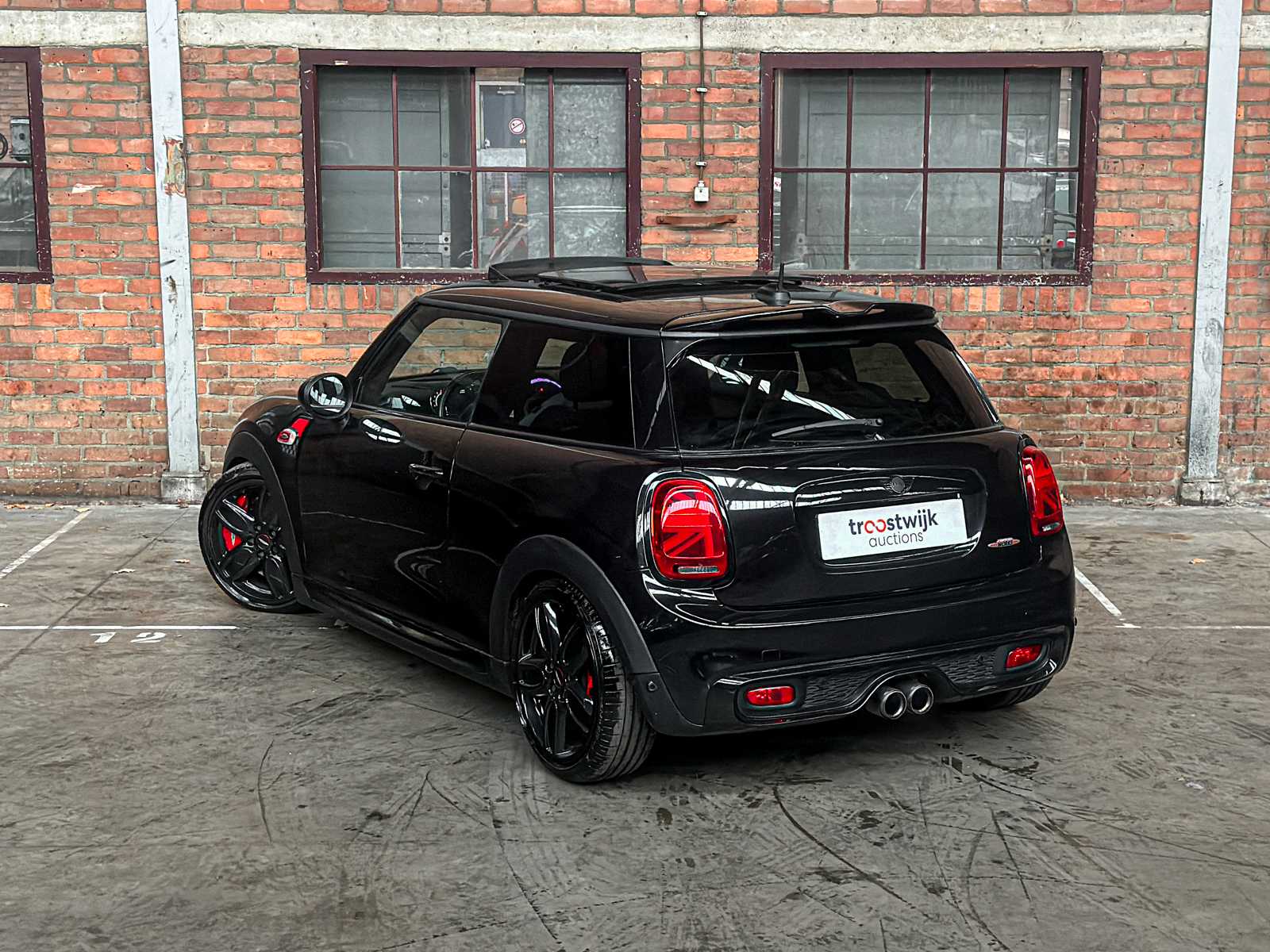 Mini Cooper S 2.0 JCW 400pk 2014 (Origineel-NL), 3-XDD-09