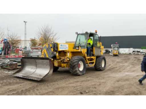 954b218a-6c11-4819-a4ac-da746a9ce782.mp4