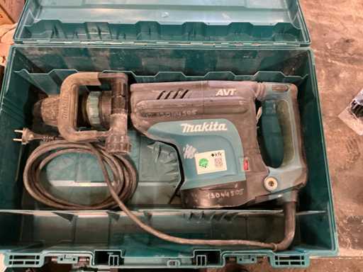 Marteau de démolition Makita HM1213C