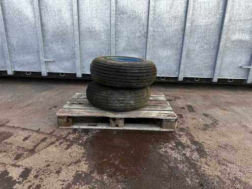 Pneumant – Landwirtschaftsreifen 10-15 Uhr mit 6-Loch Felge (2x)