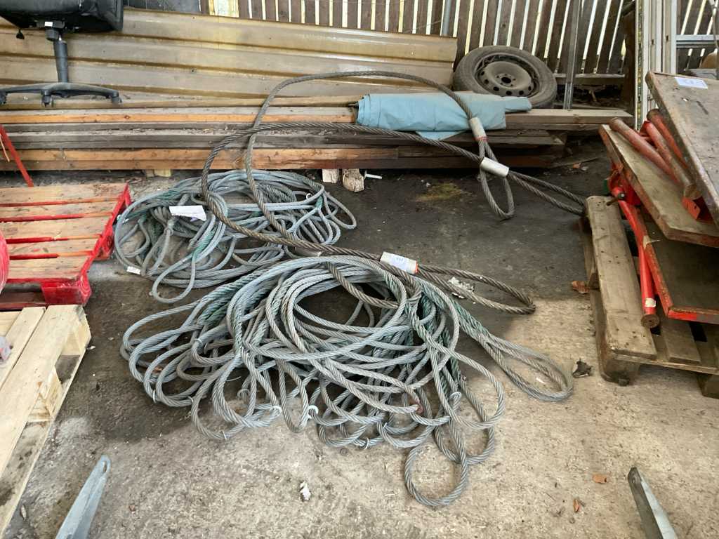 Batch of steel hoisting ropes
