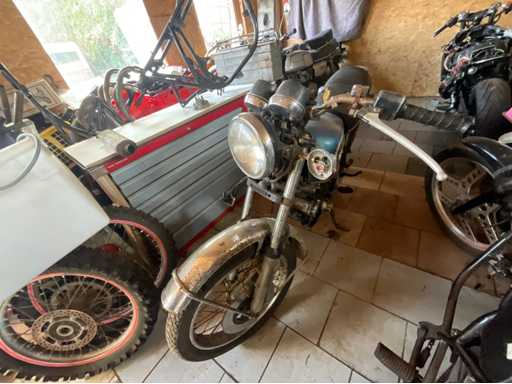 1970 Honda CB 250 Motorcycle