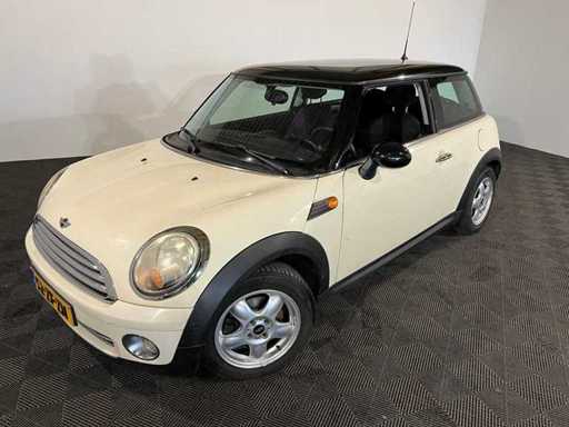 Mini 1.6 Cooper, 52-ZF-ZN