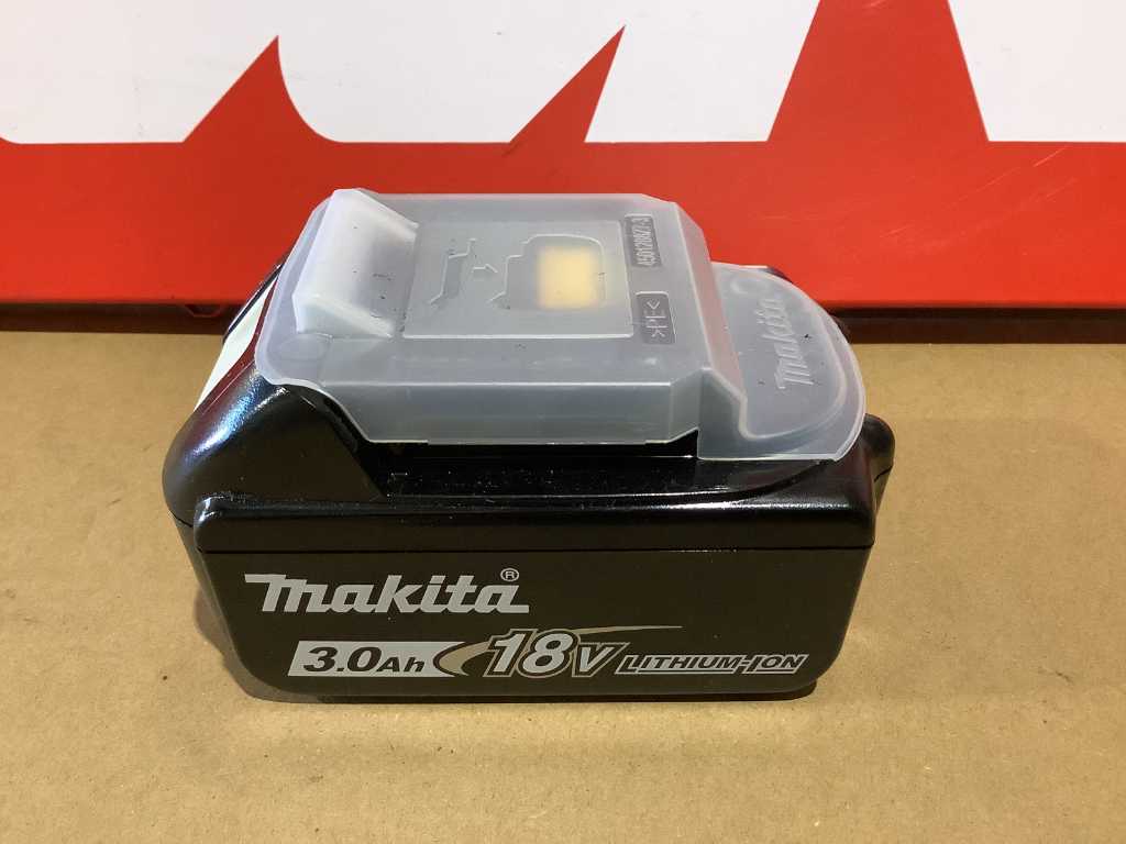 Makita LXT battery 3.0 Ah