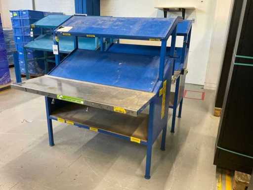 Packing station (2x)