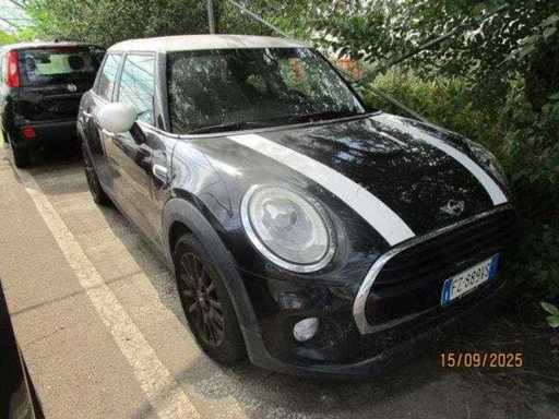 MINI MINI 5 PUERTAS (F55) COCHE COOPER D BOOST 5 PUERTAS