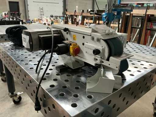 HBM 100x1220 Bandschuurmachine