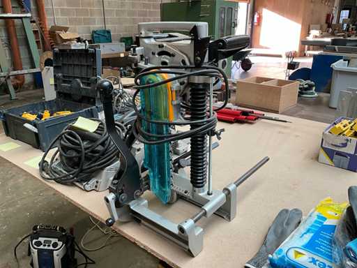 Makita 7104L Kettingfreesmachine