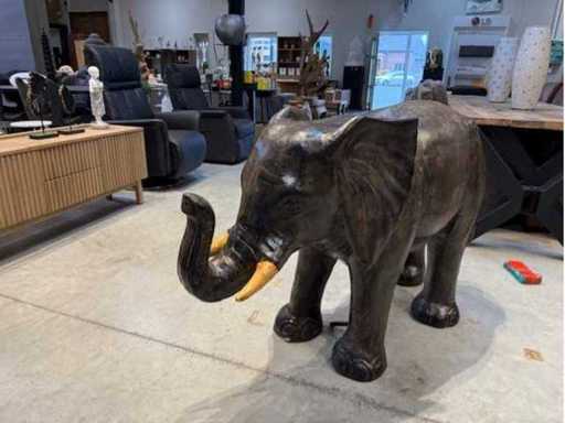 Elephant (80) fiberclay