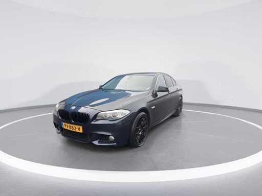 BMW 5-serie 528xi High Executive 2012 | NAVI | CLIMA | STOELVERWARMING | VOLL ONDERHOUD |  PJ-882-V