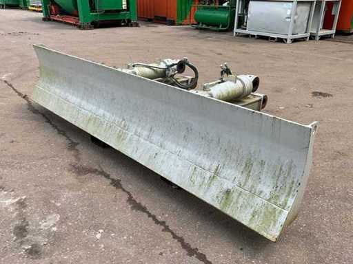 Dozer blade 300 cm