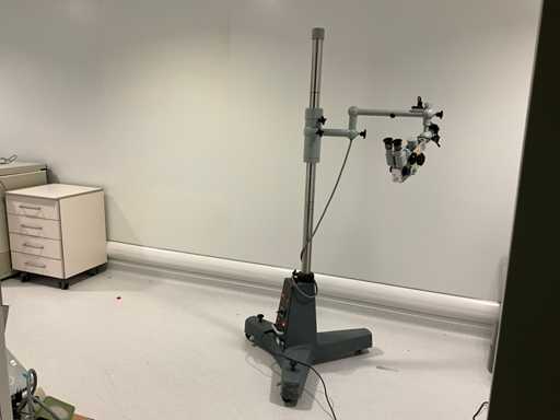 ZEISS OpMi-1 Mikroskop