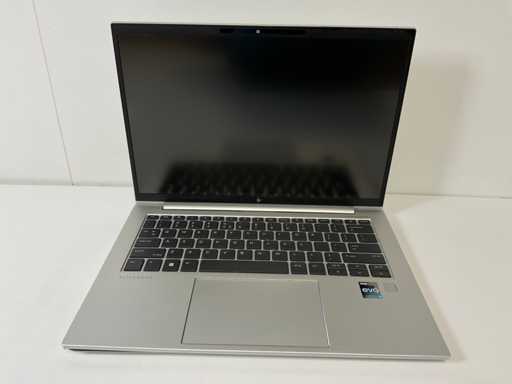 HP EliteBook 840 G9 14", Core(TM) i7 12a generazione, 32 GB di RAM, 512 GB di computer portatile NVMe