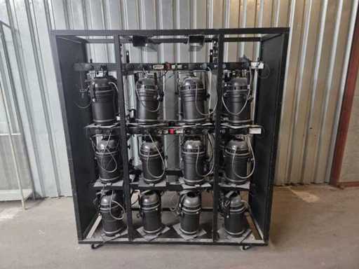 Meat Rack met 24 Par 64