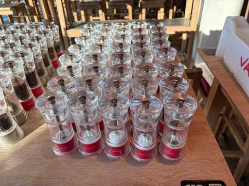 Loturi de mori de sare și piper